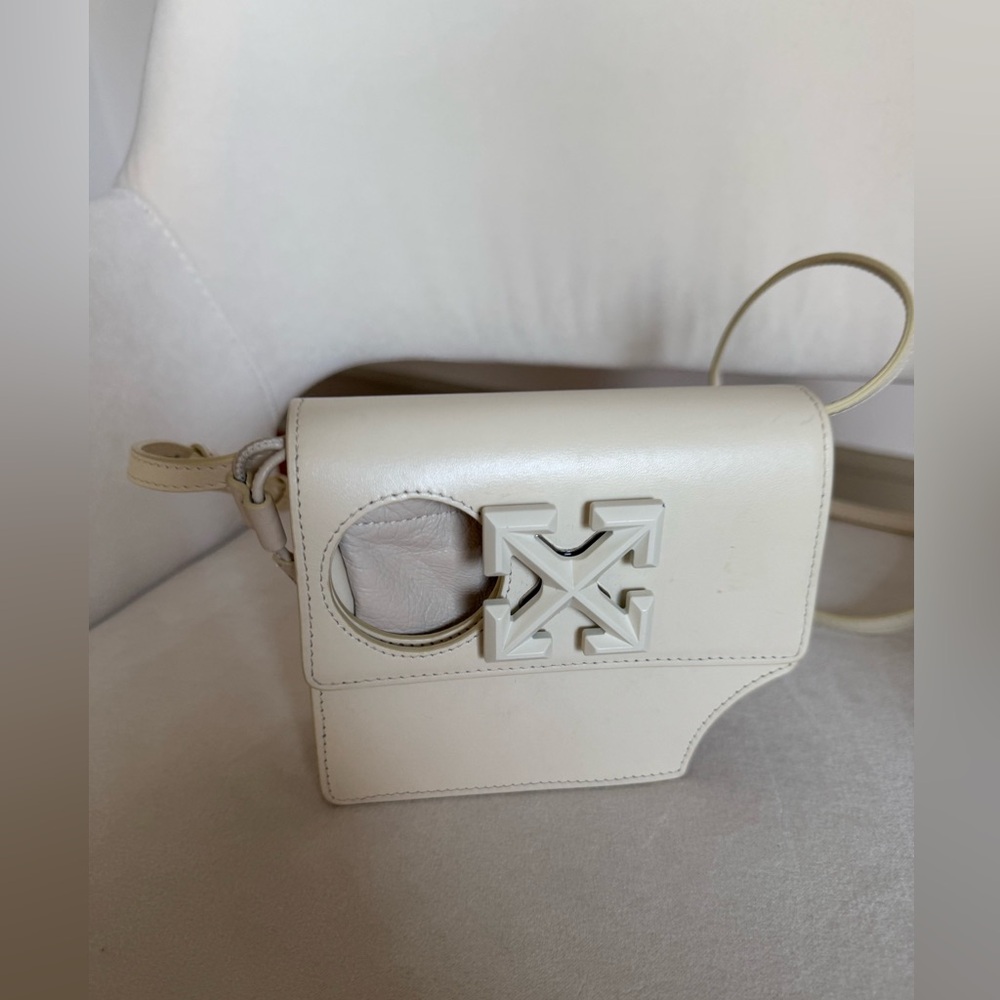 Off-white , color :off white ,bag